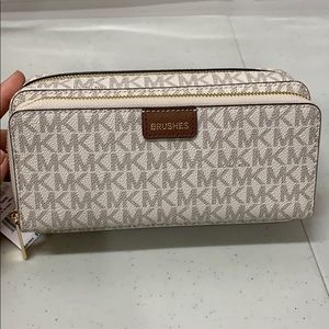 Michael Kors makeup bag